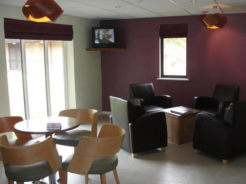 Days Inn Warwick Northbound M40 Ashorne Buitenkant foto